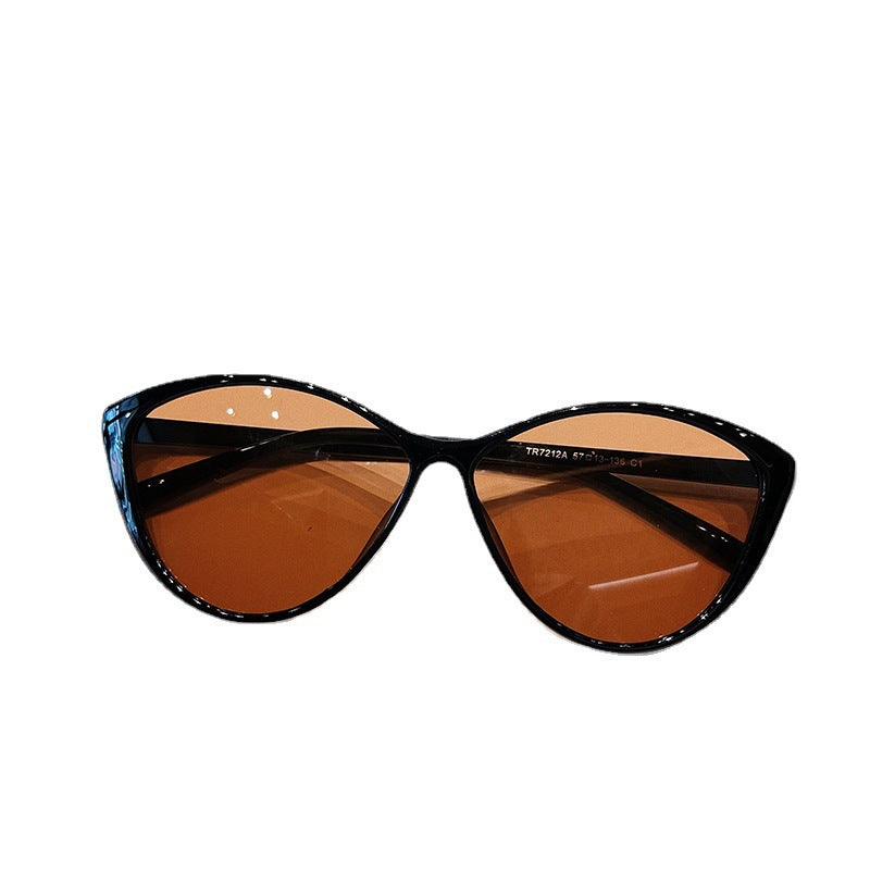 High Fashion Cat Eye Glasses Bowlift
