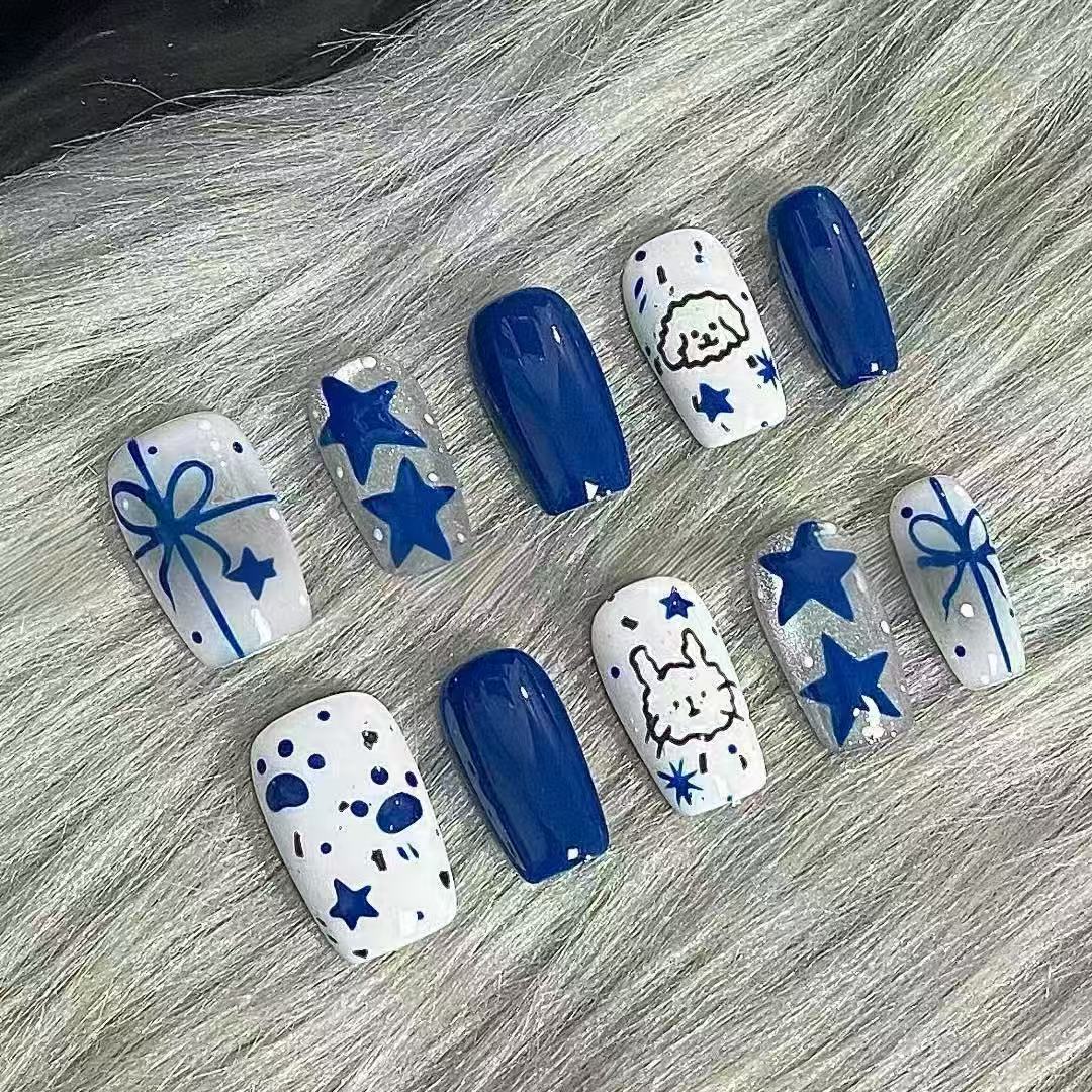 Whimsical Bear-Themed Press-On Nail Art Kit Bowlift