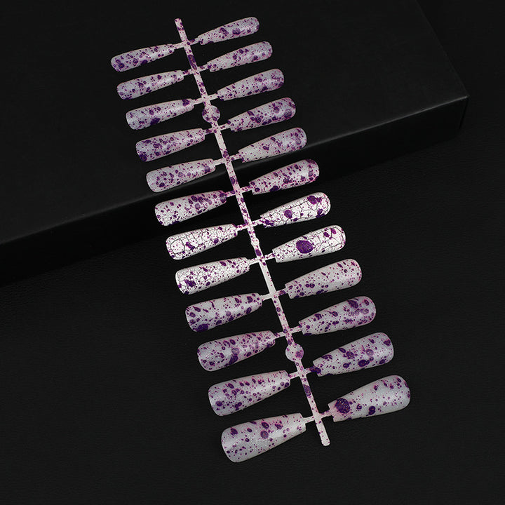 Artificial nails with delicate floral design Bowlift