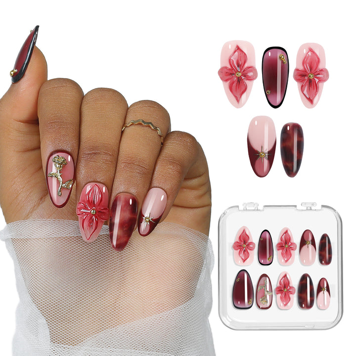 Nail art set with detailed floral designs Bowlift