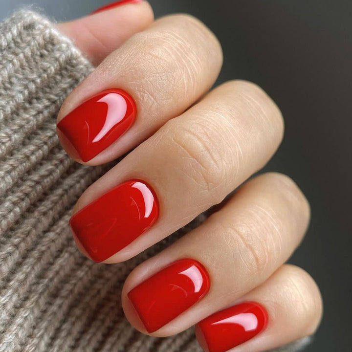 High-Gloss Press-On Nail Tips Bowlift