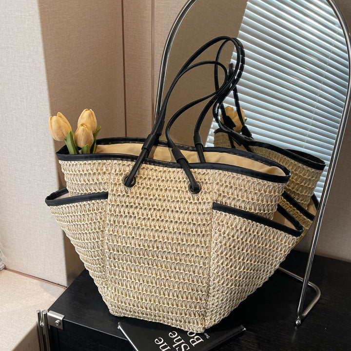 Spacious basket bag with fine leather accents Bowlift