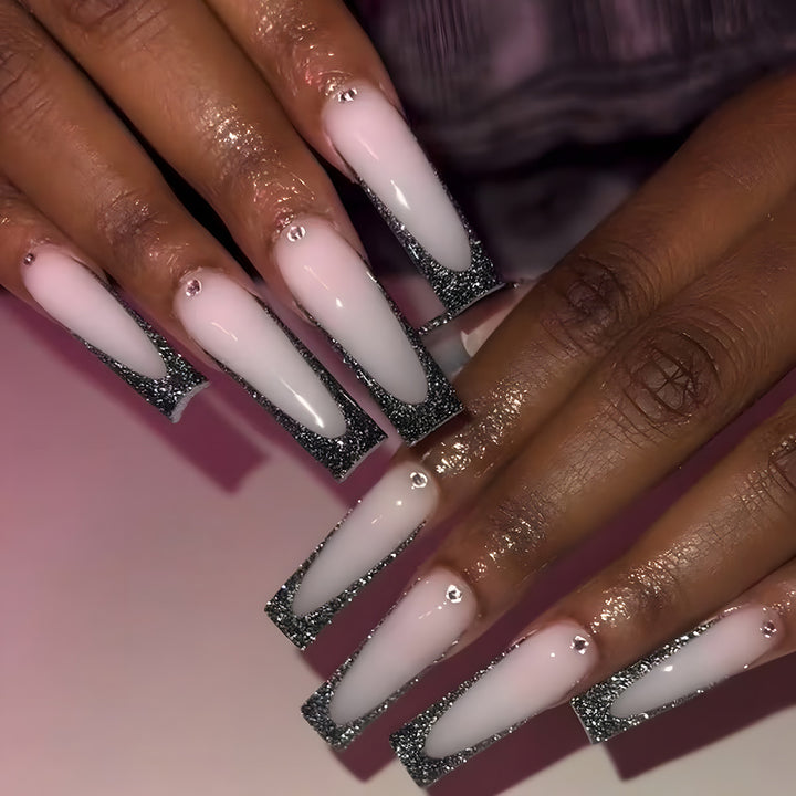 Elegant Stiletto Press-On Nails with Glittery Tips Bowlift