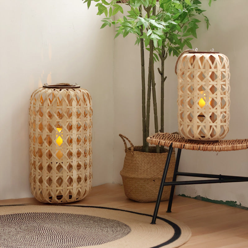Elegant lantern made of handwoven natural material Bowlift