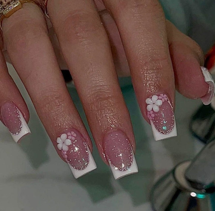 Artistic Nail Art Bowlift