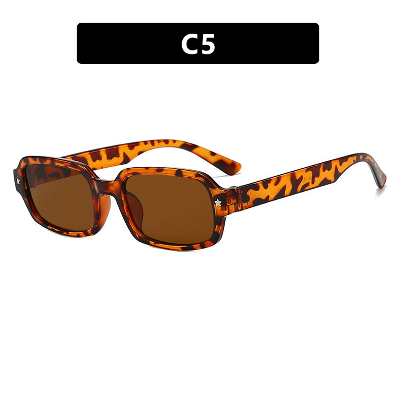 Women's fashionable rectangular sunglasses with outstanding design and protective UV filter Bowlift