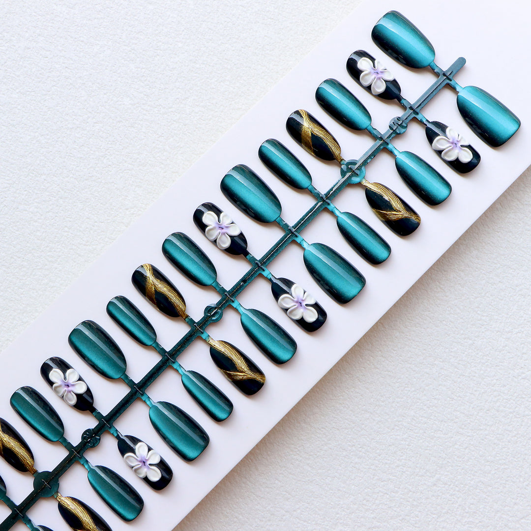 Elegant Press-On Nail Set with Floral Embellishments Bowlift