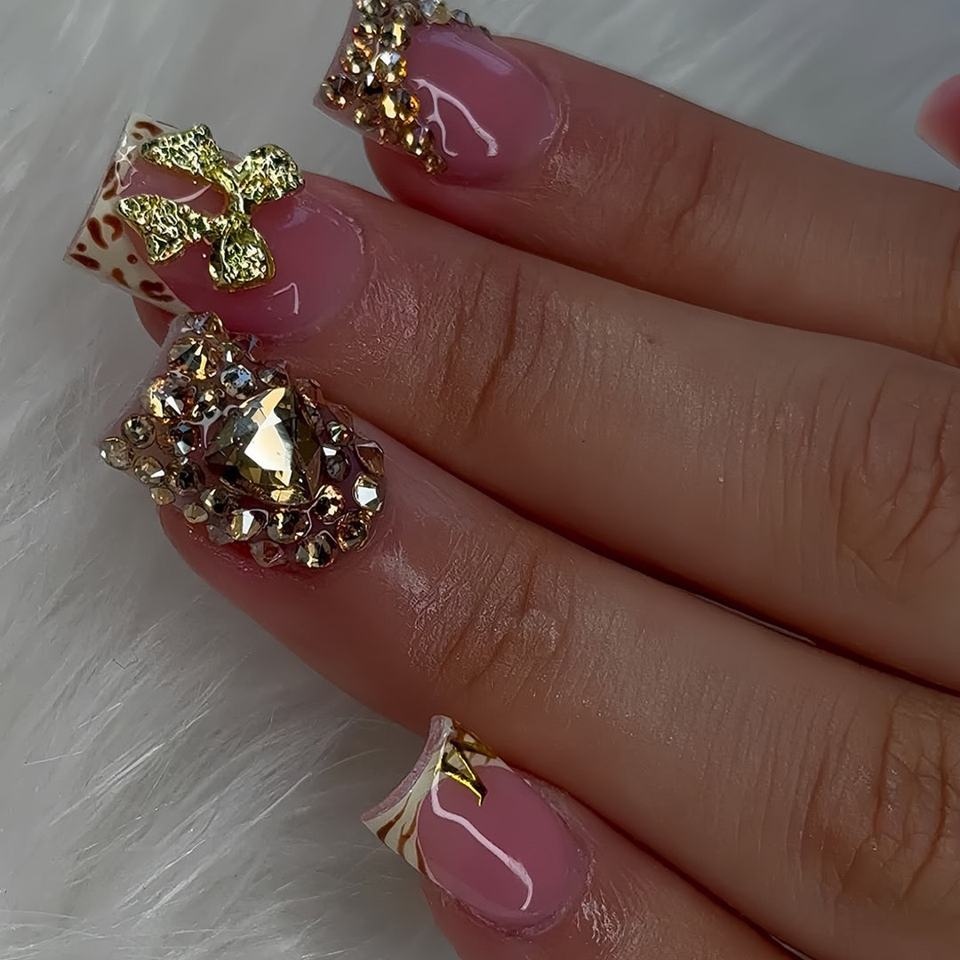 Decorative Nail Art Extensions Bowlift