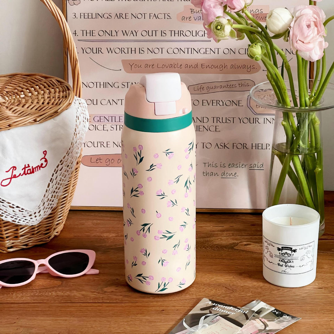 Ladies Insulated Water Bottle with Floral Design Bowlift