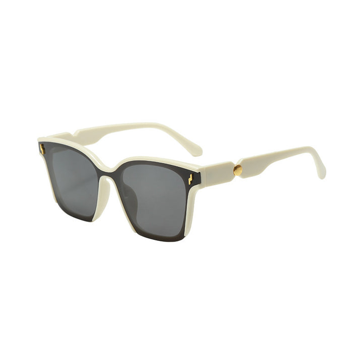 Women's Stylish Sunglasses with Stylish Frame Bowlift