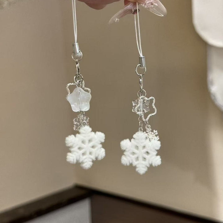 Winter-Themed Mobile Phone Charm Bowlift