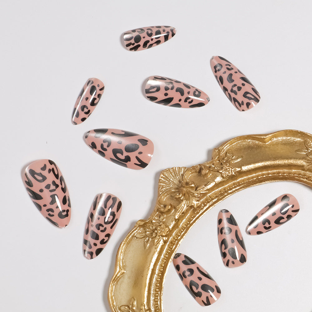 Artistic Animal Print Press-On Nails Bowlift