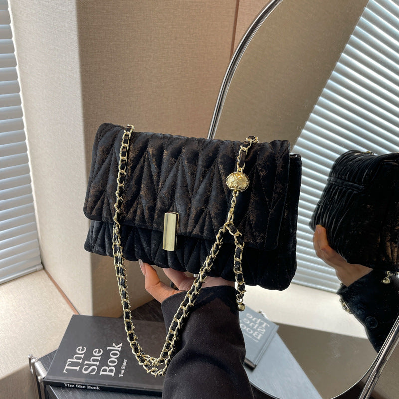 Quilted Chain-Strap Handbag Bowlift