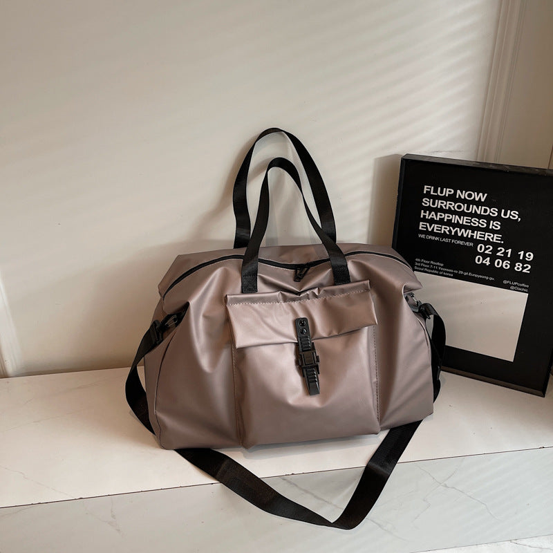 Practical Sports Travel Bag with Multifunctional Design Bowlift