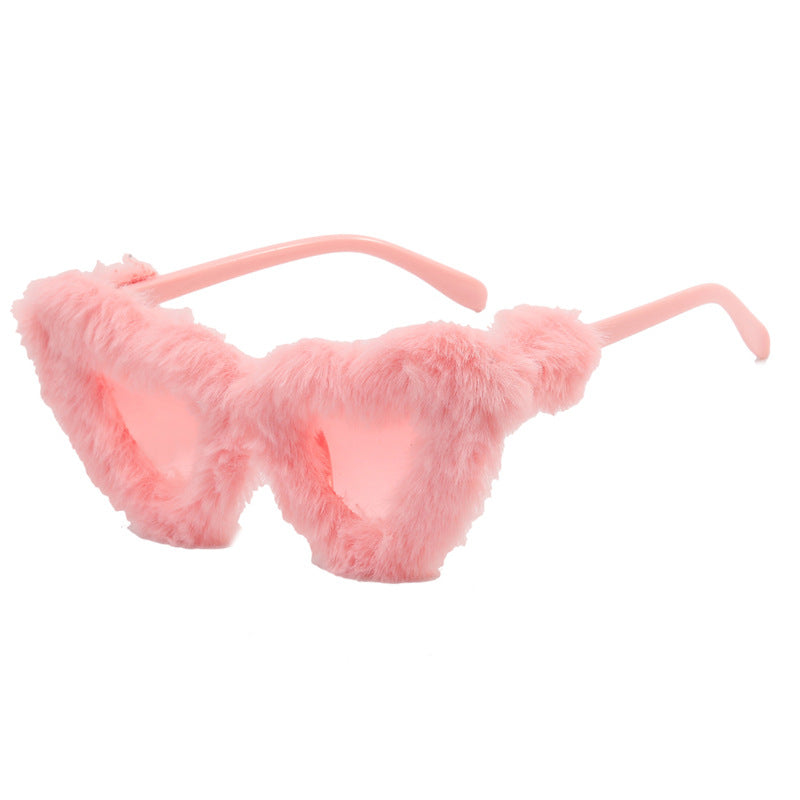 Women Paw Sunglasses with Luxurious Fur Trim Bowlift