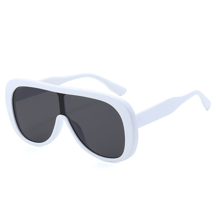 Contemporary Shield Sunglasses Bowlift