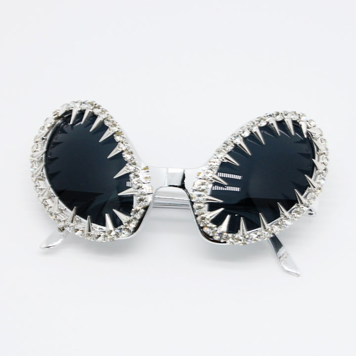 Women's striking sunglasses with luxurious crystal embellishments and尖 design elements Bowlift
