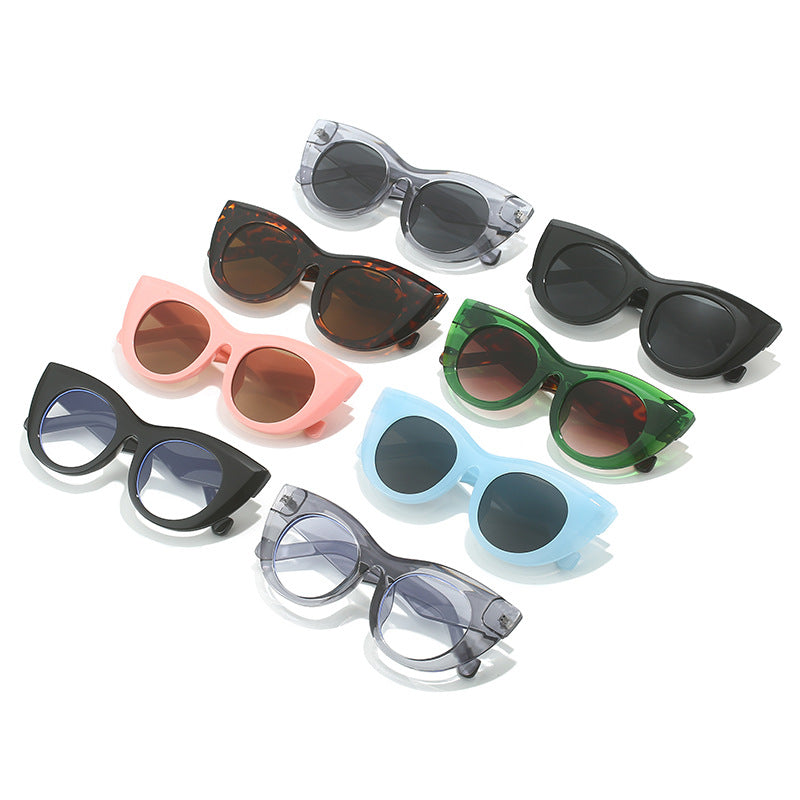 Ladies Cat-Eye Sunglasses with Wide Frame and UV Protection Bowlift