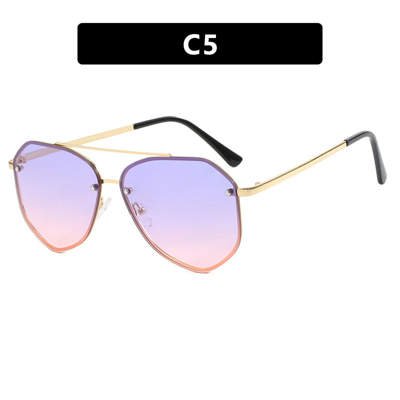 Women's stylish sunglasses in unique pentagram design Bowlift