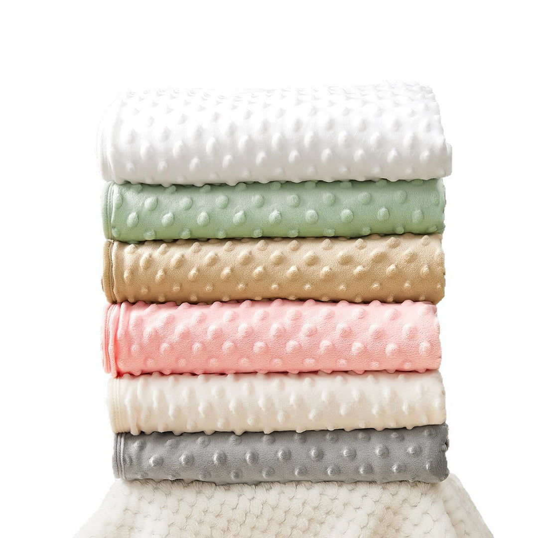 Ultra-Soft Cozy Dot Blanket Bowlift