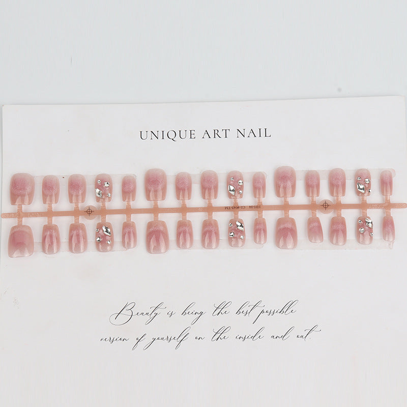 Glamorous Decorative Press-On Nail Set Bowlift