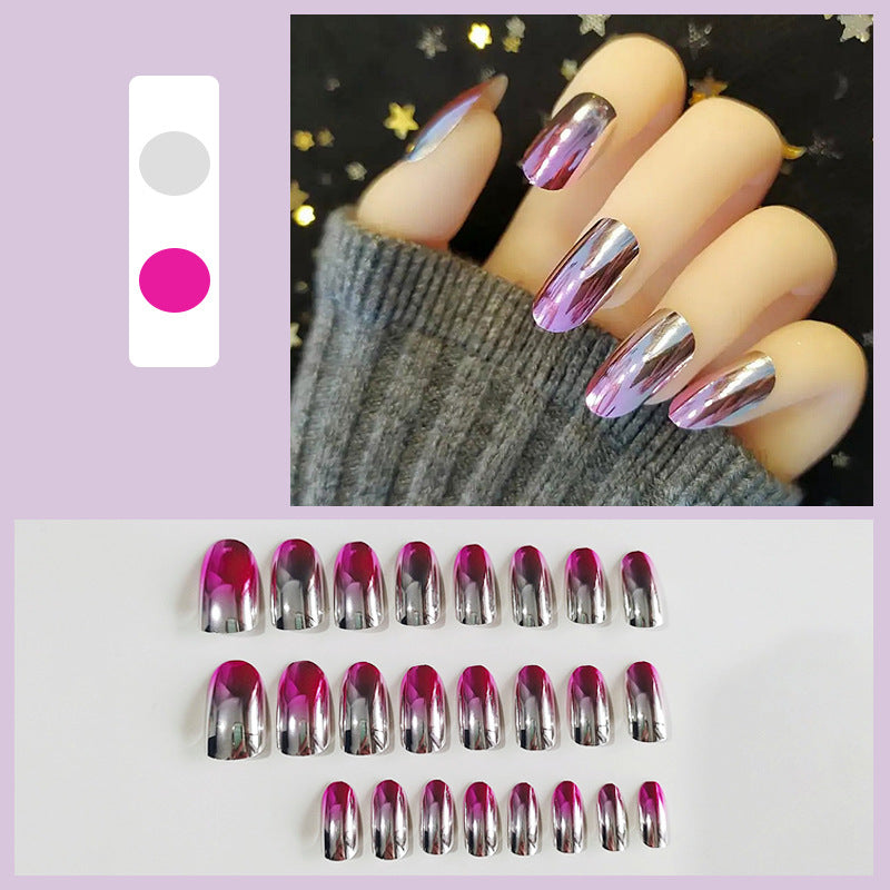 Creative artificial nails in modern gradient design Bowlift