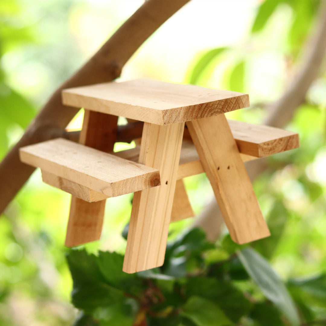 Outdoor Mini Picnic Table Bowlift