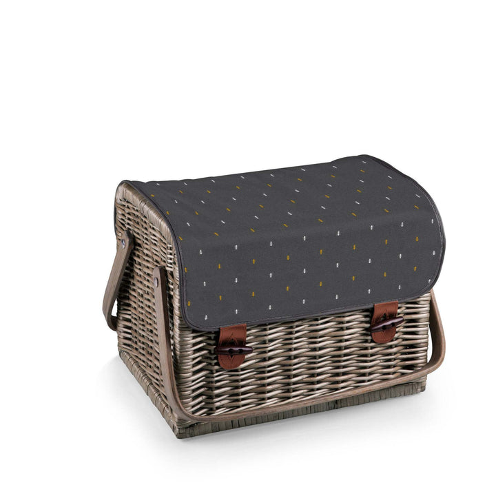 Ladies stylish picnic basket with integrated wine glasses and accessories Bowlift
