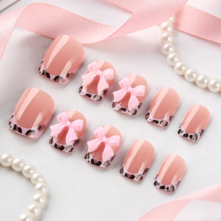 Elegant Animal Print Nail Art Set Bowlift