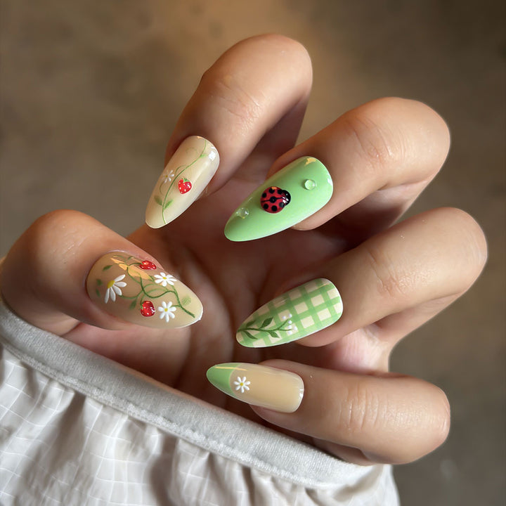 Artistic Natural Press-On Nails Set Bowlift