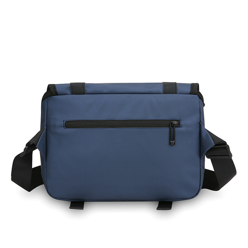 Versatile Utility Messenger Bag Bowlift