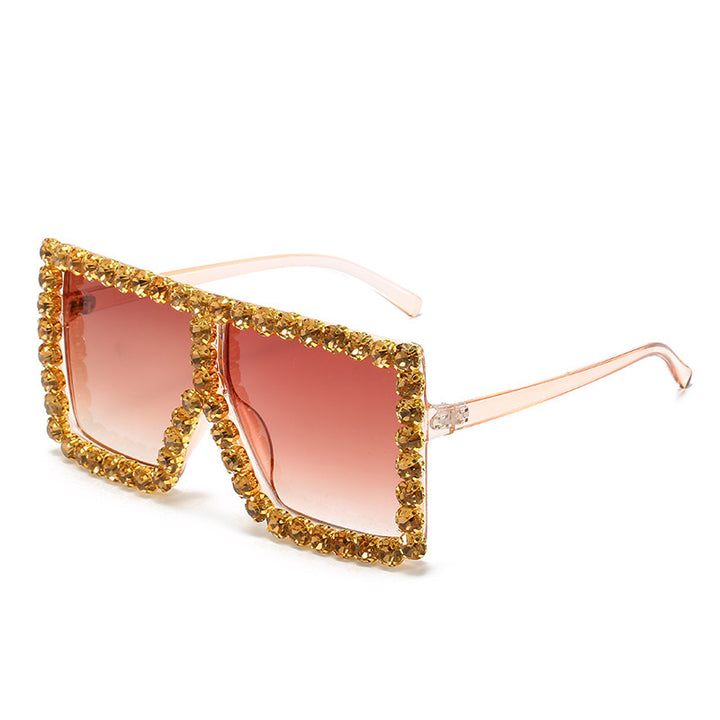 Women's fashionable sunglasses with rhinestone embellishment Bowlift