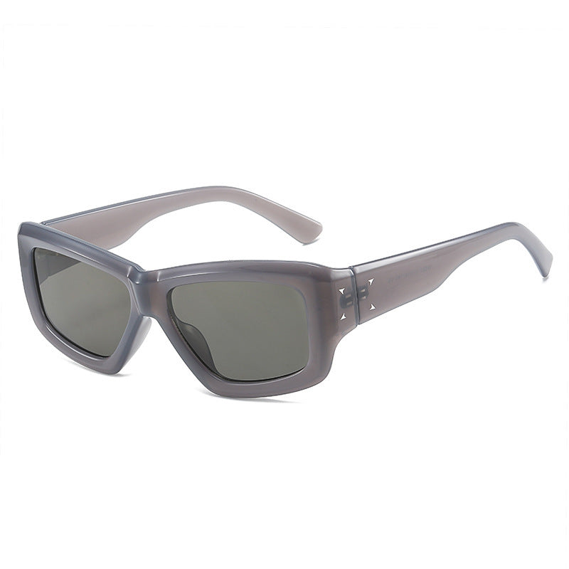 Fashion-Forward Oversized Angular Sunglasses Bowlift