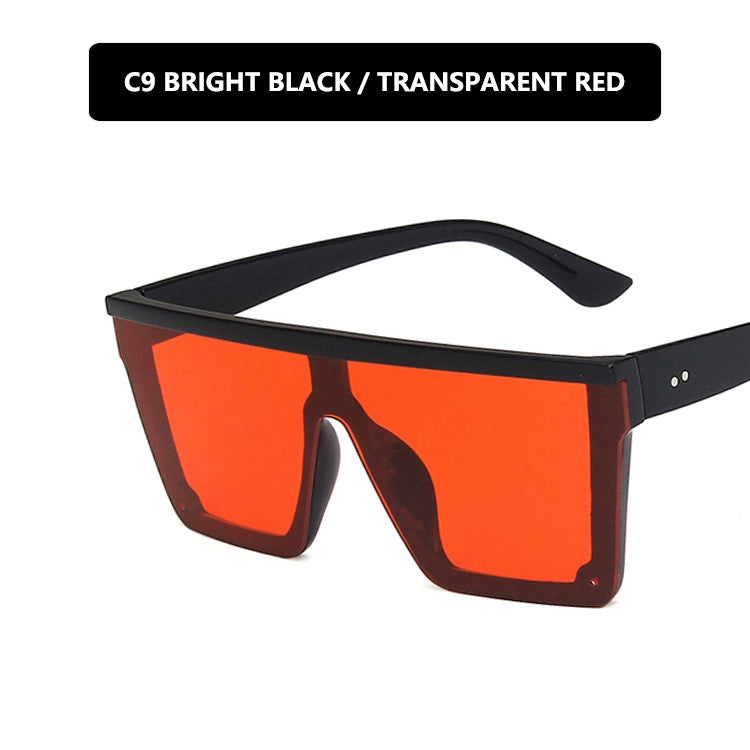 Women's futuristic sunglasses in protective oversized format Bowlift