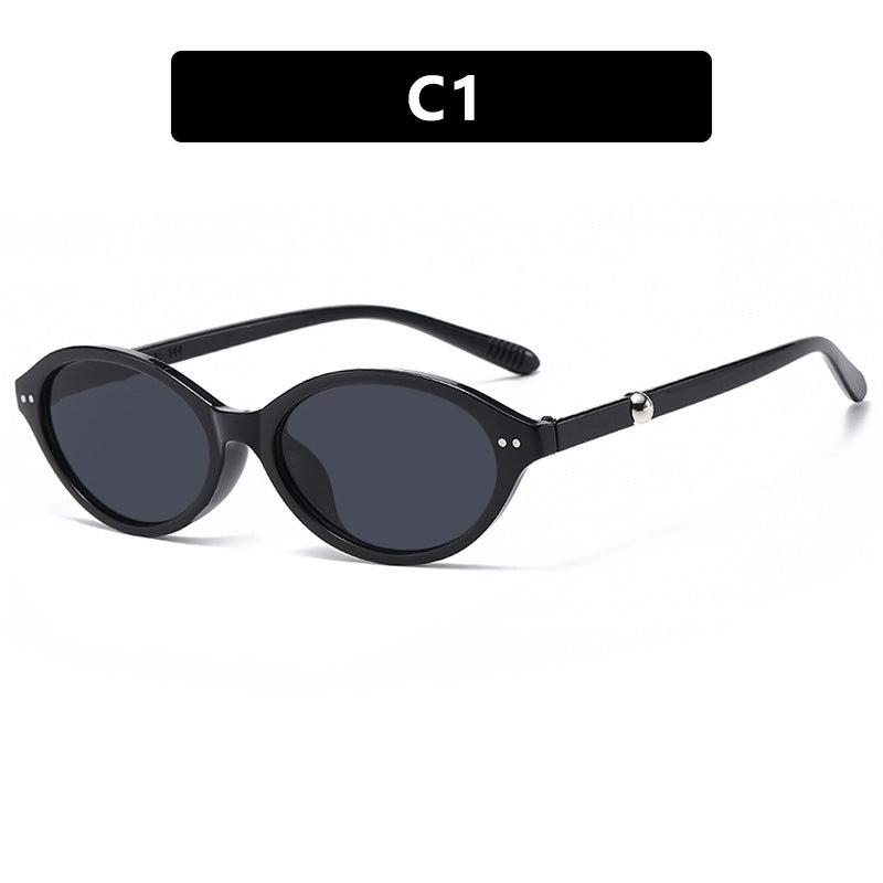 Women trendy sunglasses in oval design with UV protection Bowlift