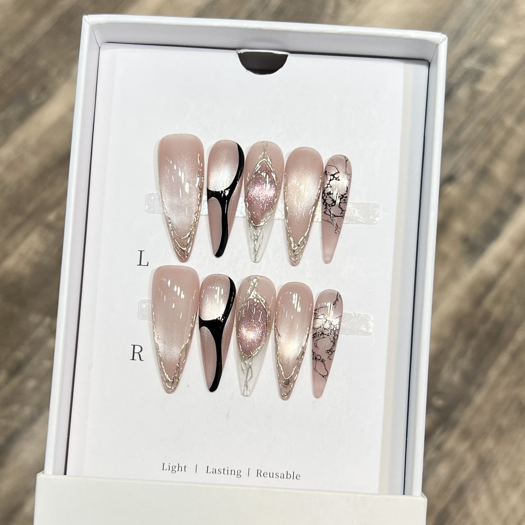 Decorative Floral Stiletto Press-On Nail Set Bowlift