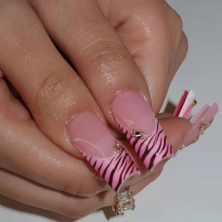 Artistic Floral Acrylic Nail Art Bowlift