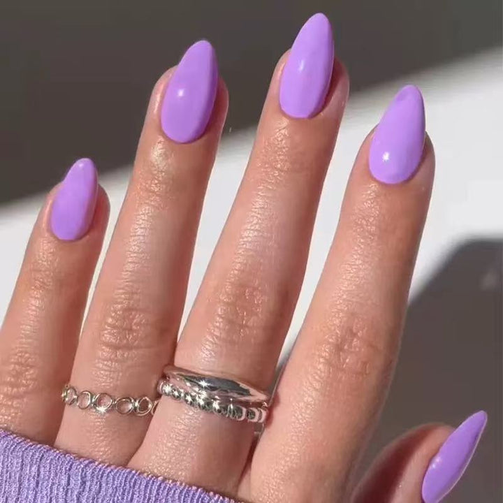 Artificial nail set with elegant, long-lasting high-gloss surface Bowlift