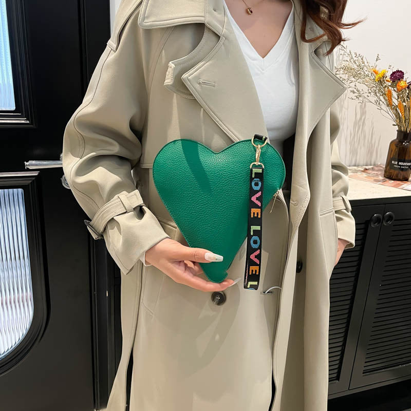 WoHeart-Shaped Compact Handbag Bowlift