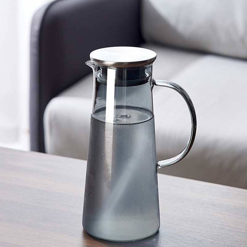 Ladies elegant glass jug with heat insulating lid Bowlift