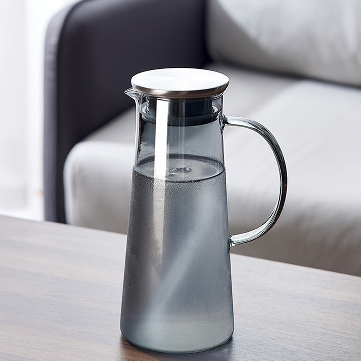 Ladies elegant glass jug with heat insulating lid Bowlift