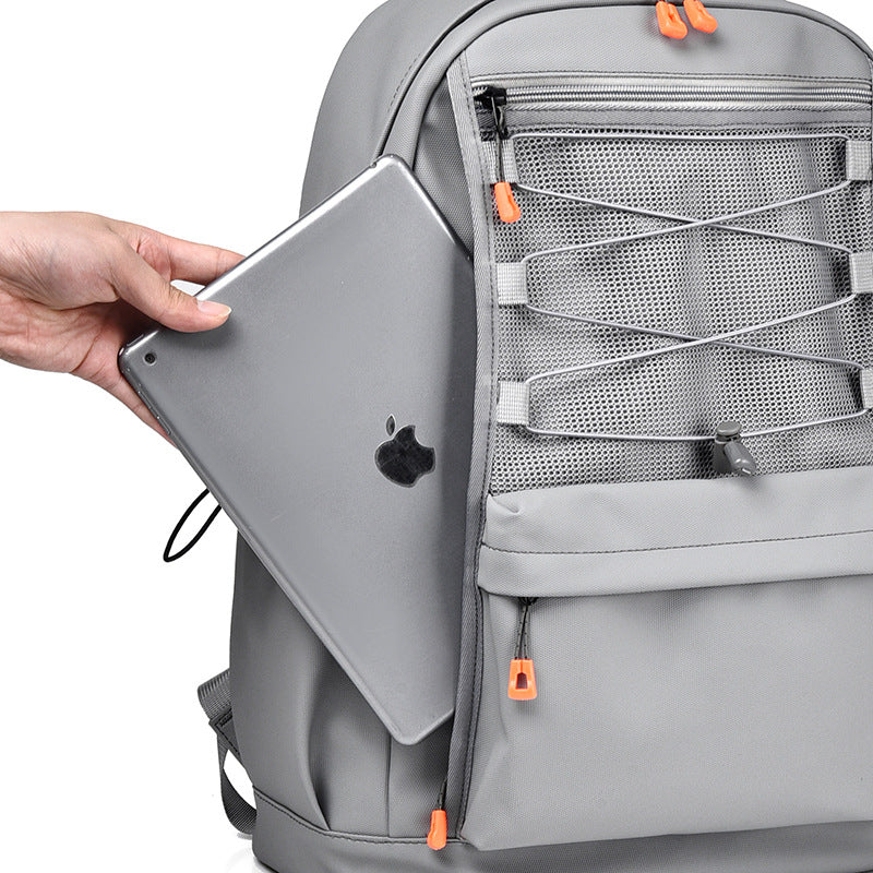 High-Functionality Outdoor Backpack Bowlift