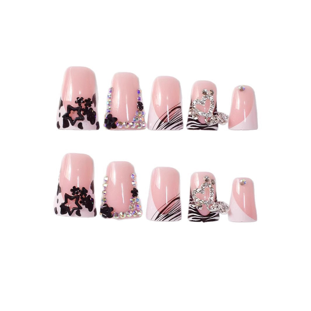 Glamorous 3D Rhinestone Nail Art Extensions Bowlift