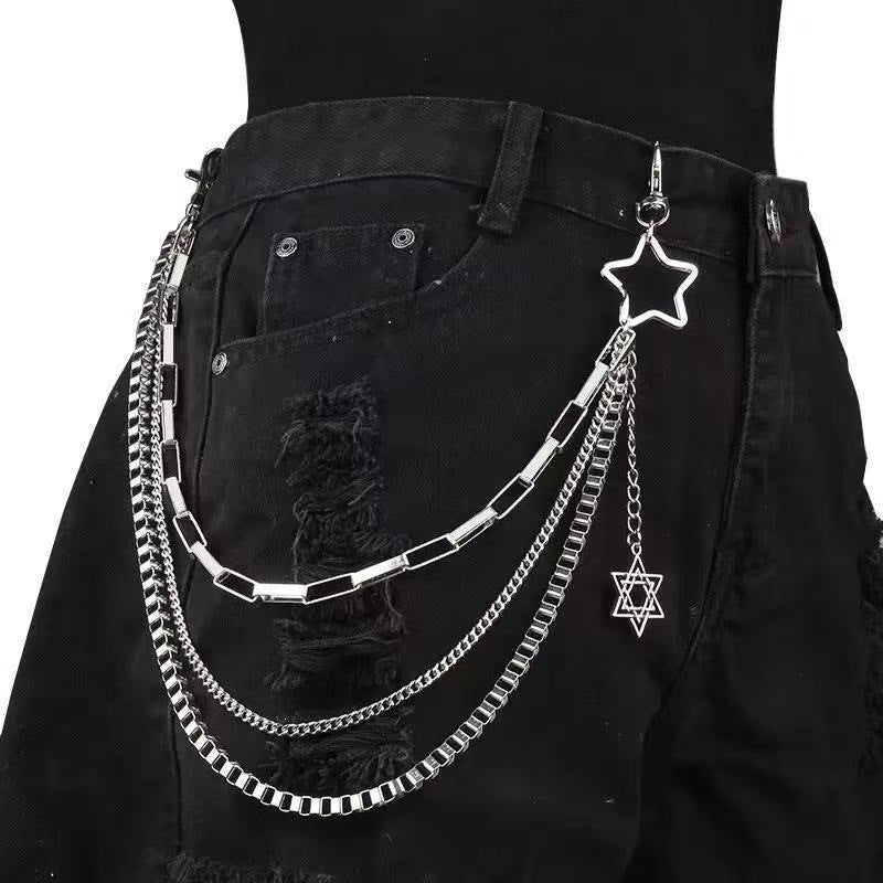 Fashionable chain accessory with star pendant Bowlift