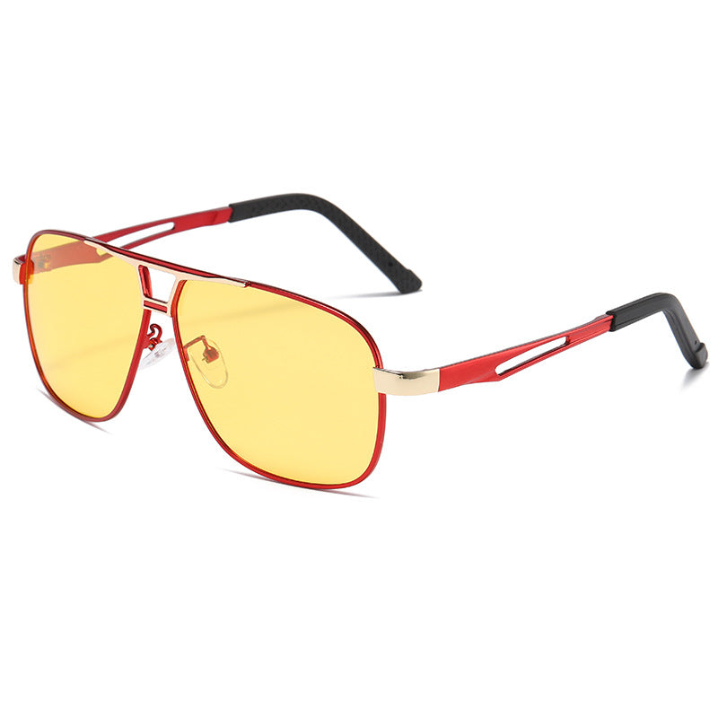 Ladies sporty sunglasses with modern design and UV protection Bowlift