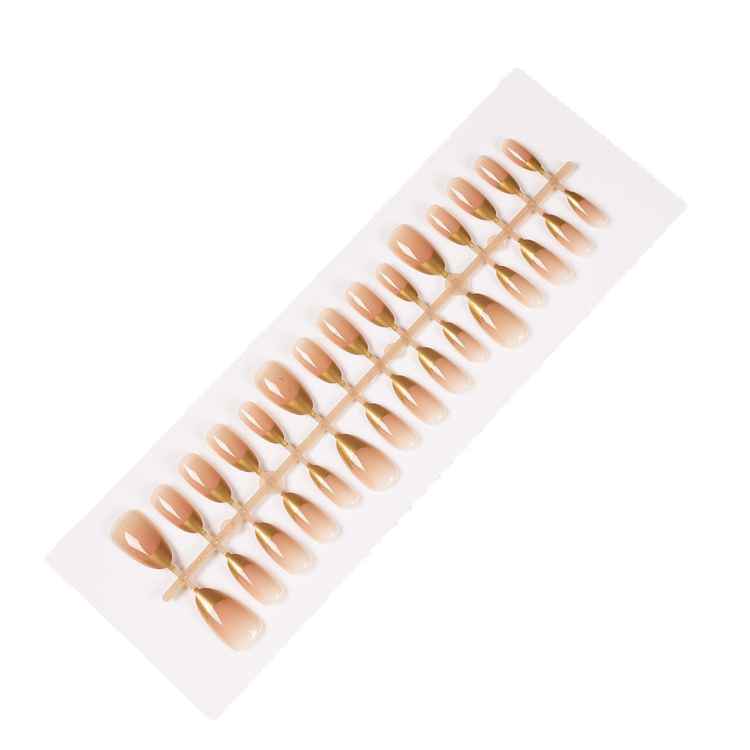 Nail art with elegant gradient and metallic accents Bowlift