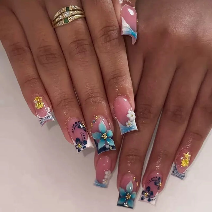 Floral-Themed 3D Press-On Nail Art Bowlift