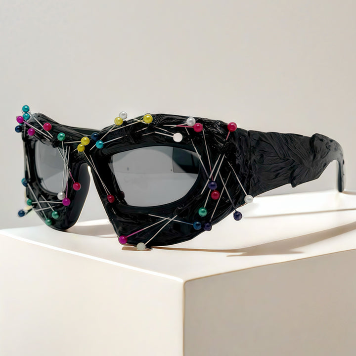 Ladies Creative Design Sunglasses with Innovative Accent Bowlift