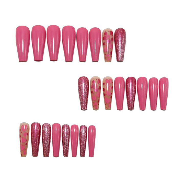 Artificial nails with heart design Bowlift