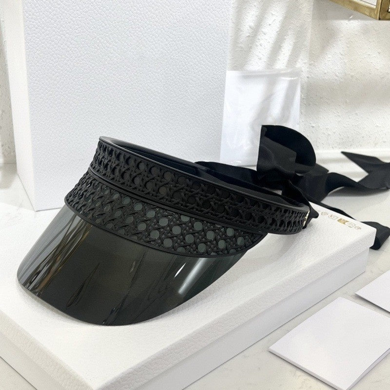 Women's fashionable sunshade with decorative band Bowlift